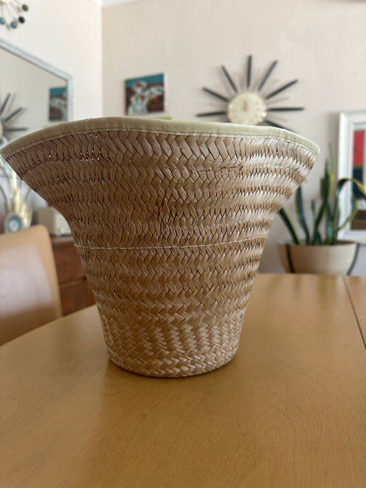 Vintage boho basket weave potted plant holder