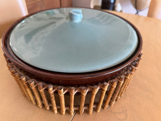 Vintage Red Wing pottery large a blue lid casserole dish with bamboo holder